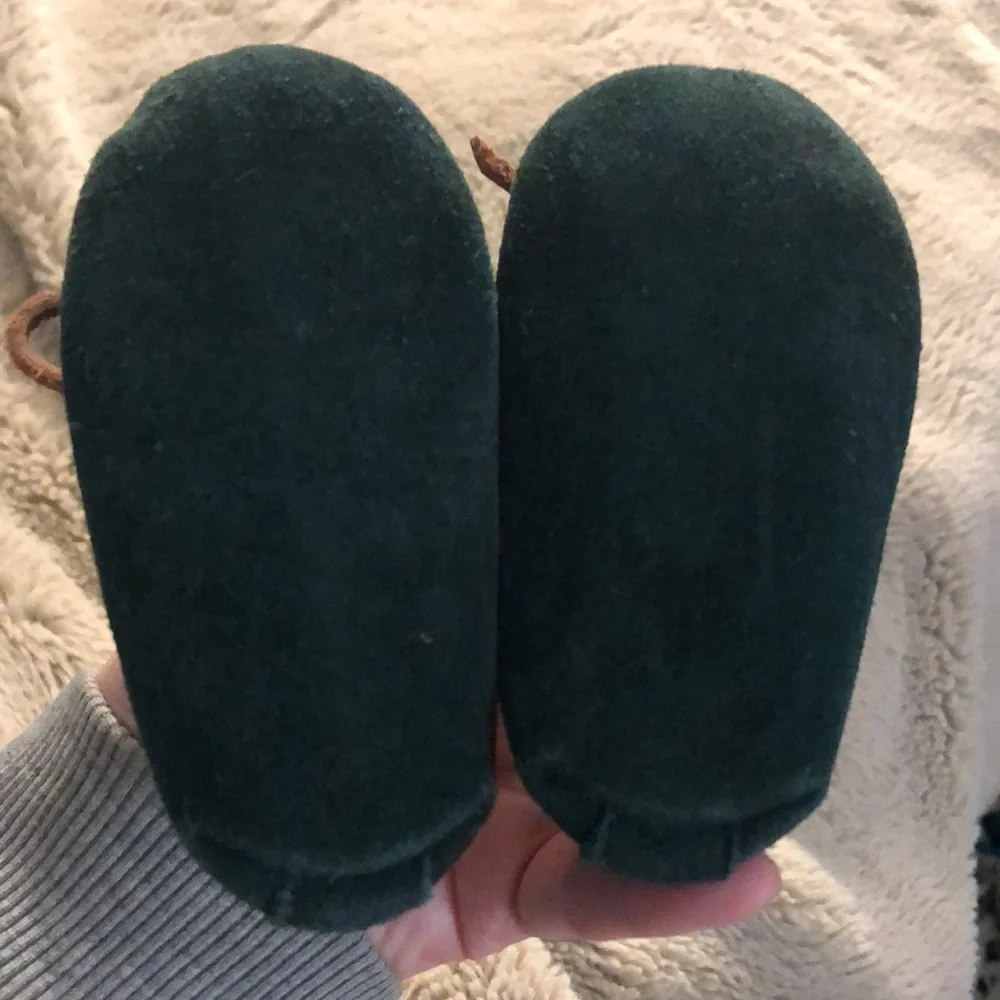 🎉4 for $20 Vintage 100% Leather Baby Gap Moccasins, size 1